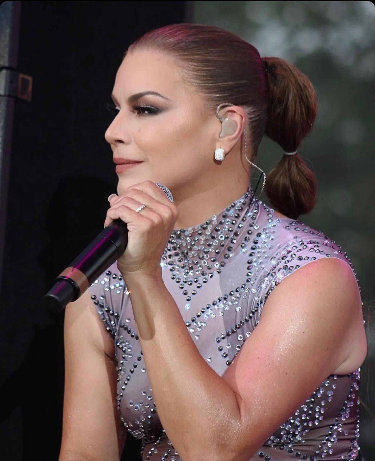 How Tall Is Olga Tañón? Queen of Merengue’s Height
