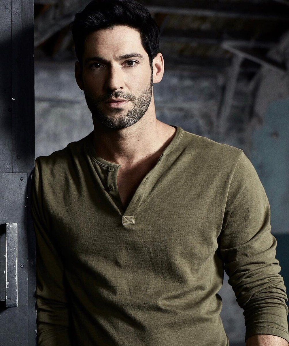 Ƒօӏӏօա ʍҽ @NoraIsabelle ƒօɾ ʍօɾҽ թíղs վօu'ɾҽ ցօղղɑ ӏօѵҽ ♥️ Tom Ellis - Tom Ellis Height: Lucifer Himself—How Tall Is He?