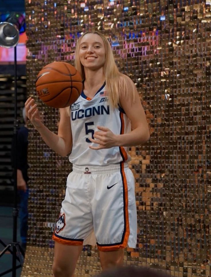 Paige Bueckers | Basketball girlfriend, Future girlfriend, Uconn womens - Is Paige Bueckers Dating? UConn Star’s Relationship Rumors Explained