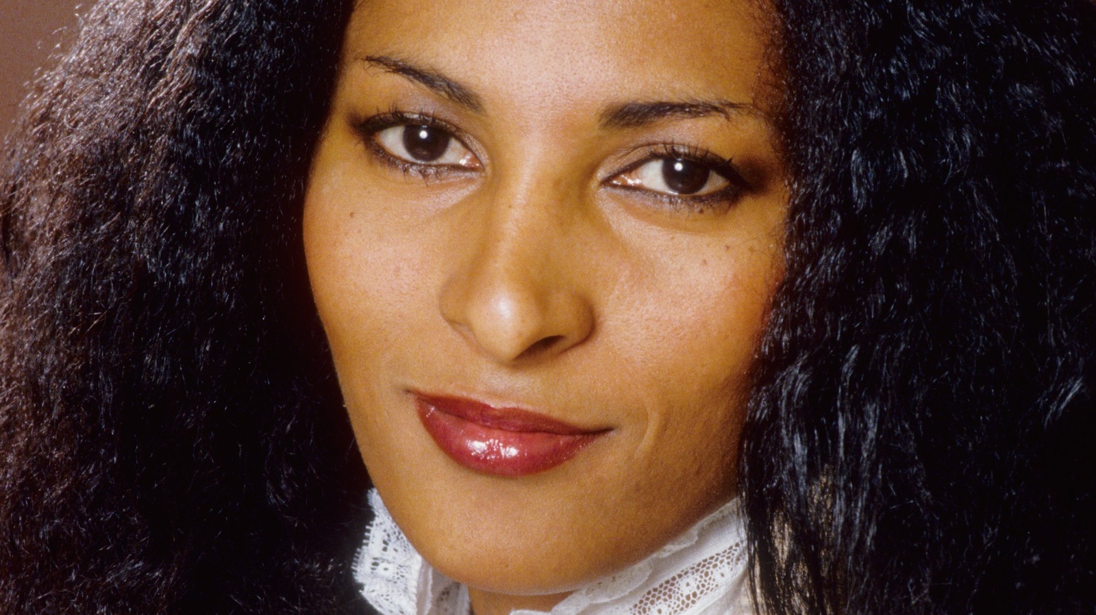 Pam Grier's Heartbreaking Description Of Her Time In Cancer Treatment - Pam Grier Height: Hollywood Icon's Stature Revealed