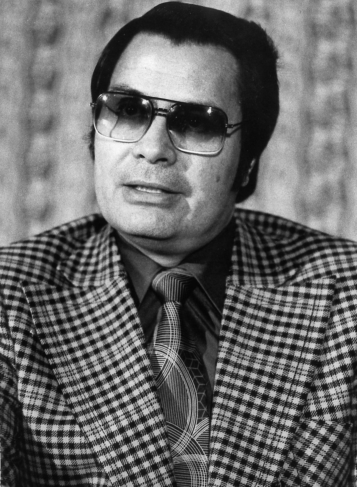 Jim Jones Height: Rapper's Real Measurements