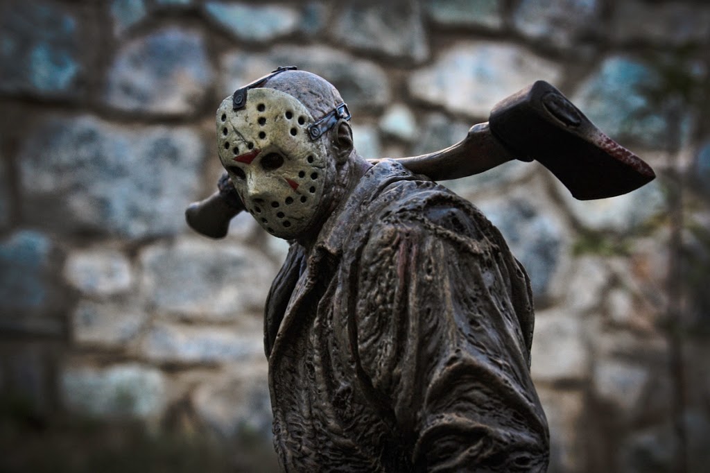 Pesadelos Bizarros: Curiosidades e Biografia: Jason Voorhees - How Old Is Jason Voorhees: Friday the 13th Icon’s Timeless Reign
