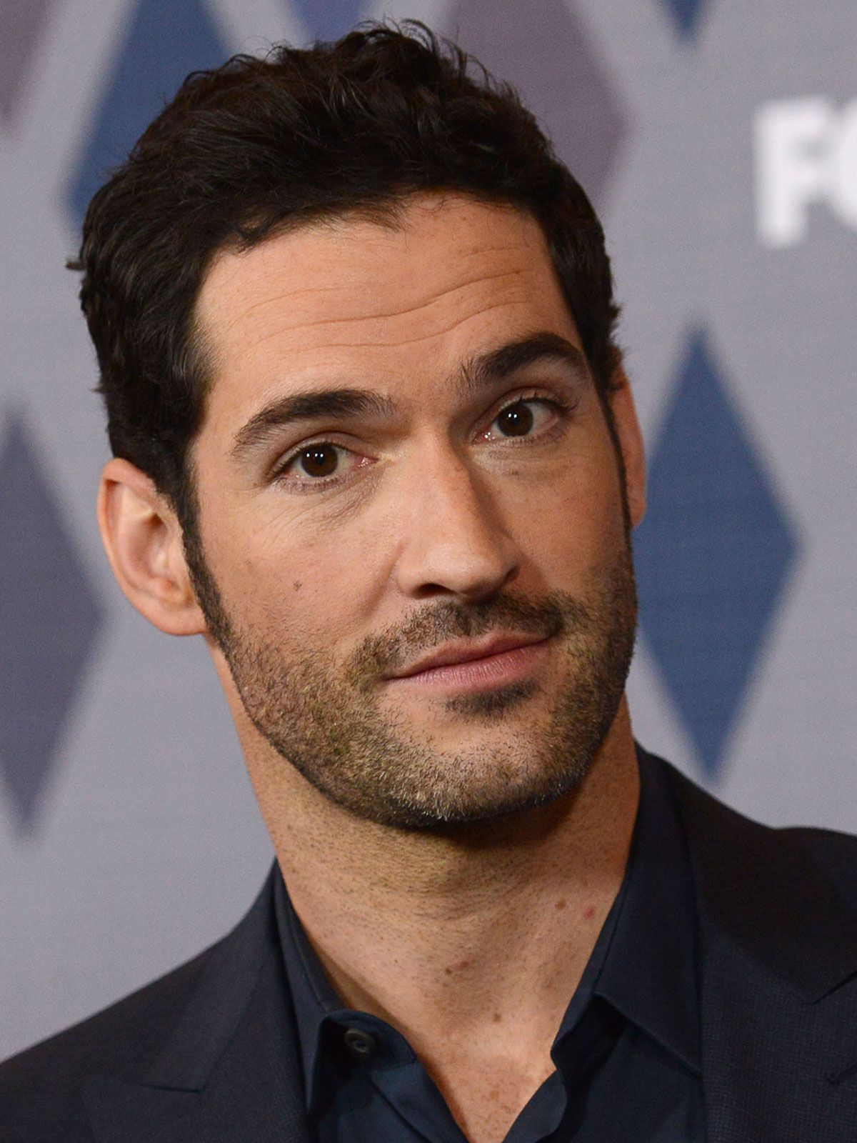 Photos de Tom Ellis - AlloCiné - Tom Ellis Height: Lucifer Himself—How Tall Is He?
