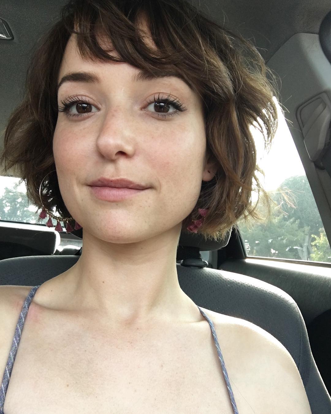 Picture of Milana Vayntrub - Milana Vayntrub: Sexy Pics of the Adorable Comedy Queen