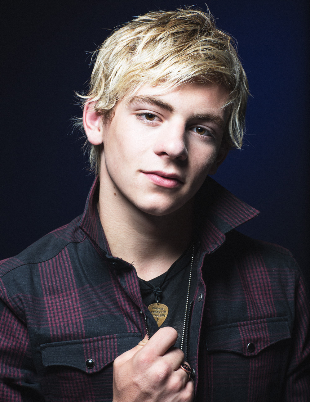 Picture of Ross Lynch in General Pictures - ross-lynch-1407341624.jpg - Ross Lynch Height – How Tall Is the ‘Chilling Adventures’ Heartthrob?