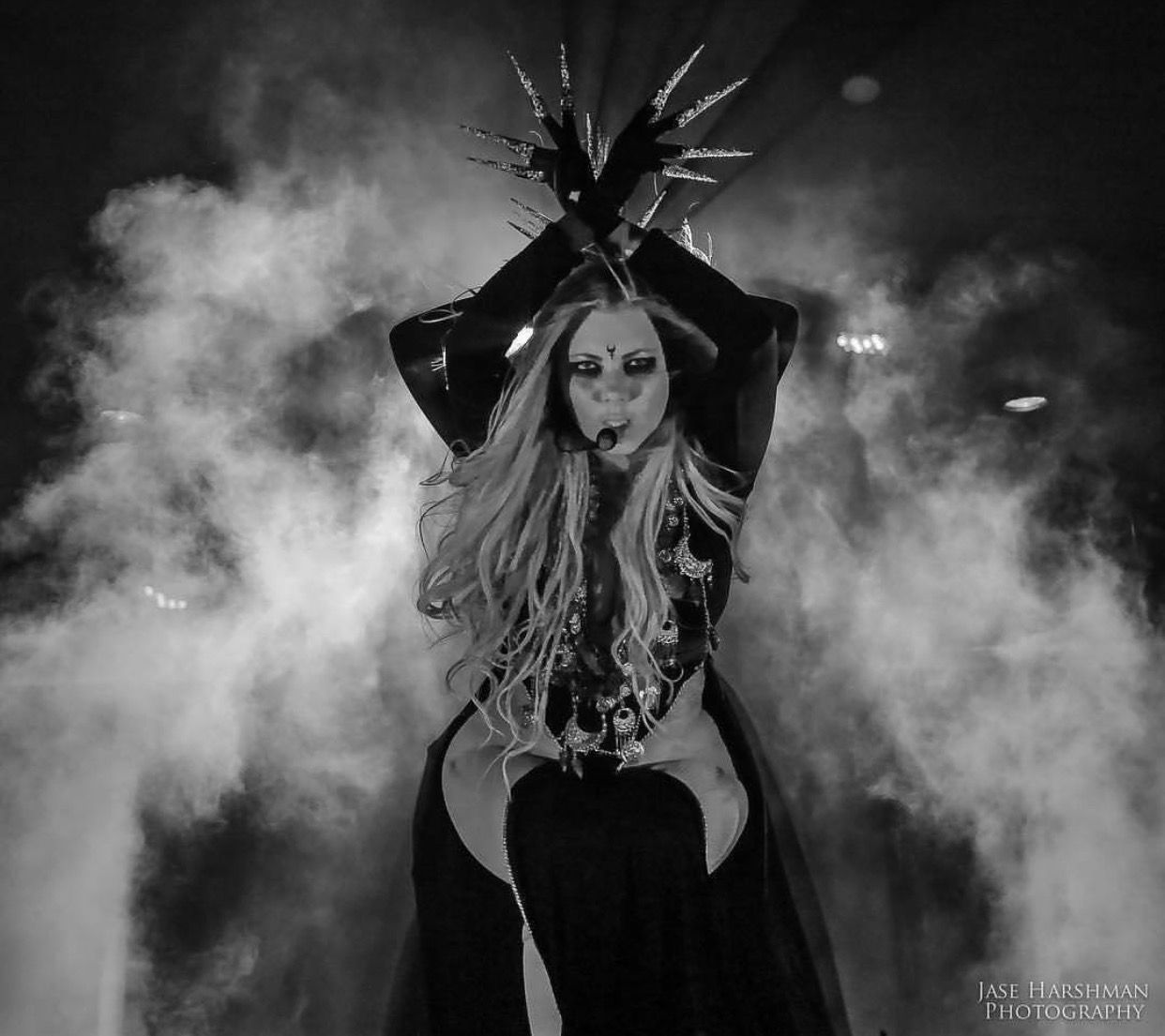 Pin by Abigail Luke on Maria Brink♥️🧙‍♀️👠 | Maria brink, Brink, Maria - Maria Brink Height – Metal Goddess in Inches