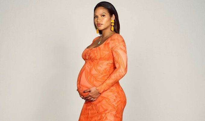 Pin by Beauty Lover on Beauty Bumps / Modelas Gravidas | Cassie ventura - Is Cassie Ventura Pregnant? Latest Updates On The Singer’s Family Life