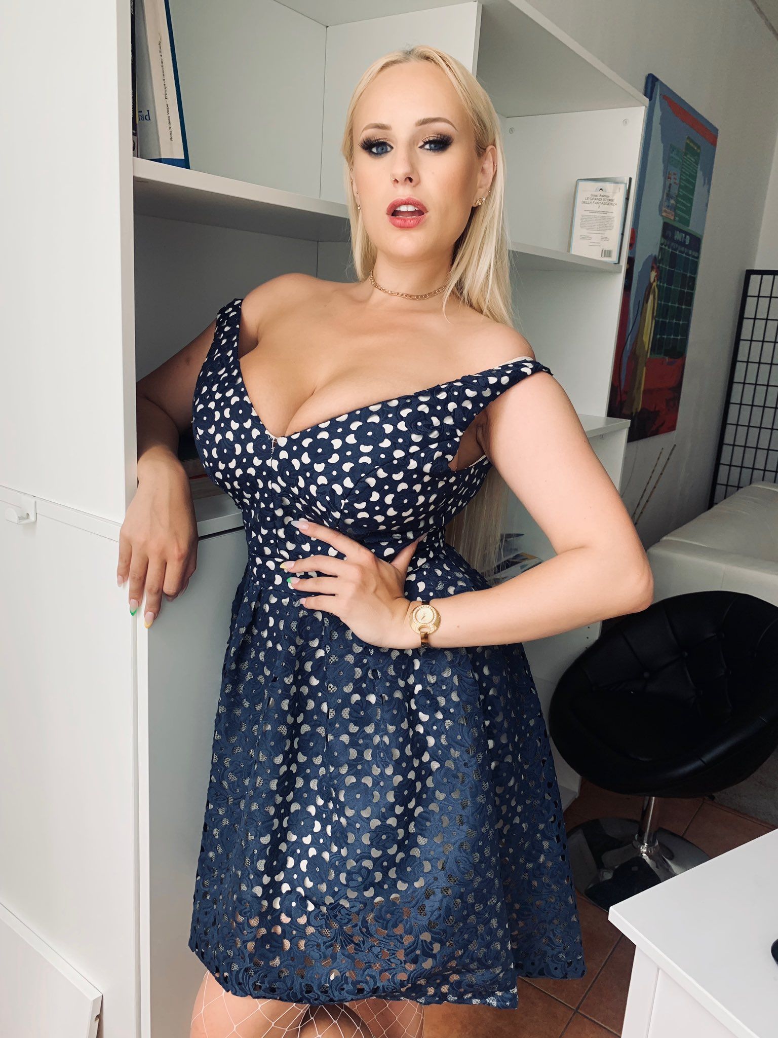 Pin on http://dickgoo.com https://i.redd.it/y3k940zdhp731.jpg https://i - Angel Wicky: Sexy Pics of the Dazzling Content Creator