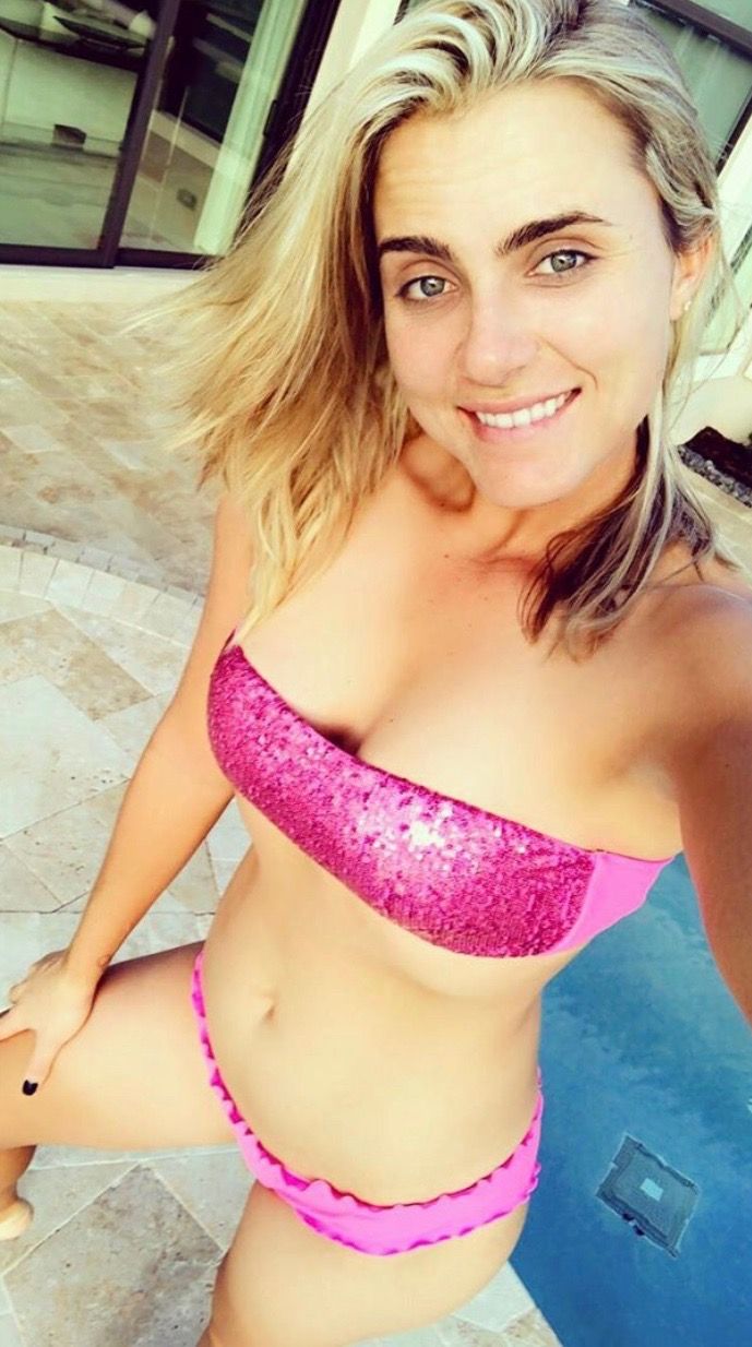 Pin on Lexi Thompson - Lexi Thompson’s Classy Athlete Style – Golf’s Fashion Standout