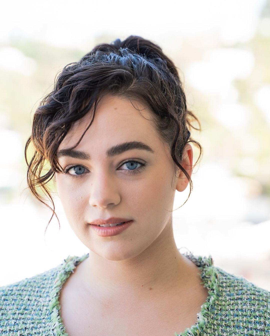 Pin on Mary Mouser - How Tall Is Mary Mouser: Cobra Kai Actress’s Youthful Frame
