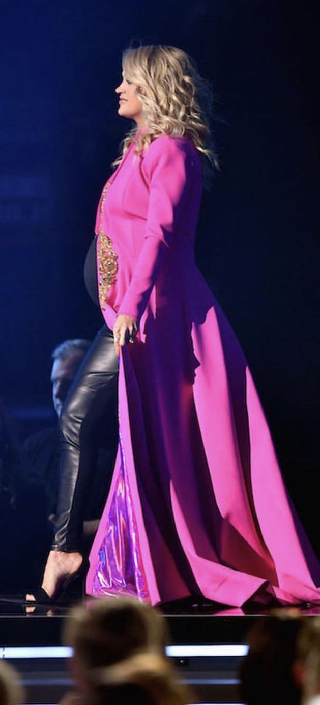 Pinterest - Is Carrie Underwood Pregnant In 2025? What Fans Are Saying
