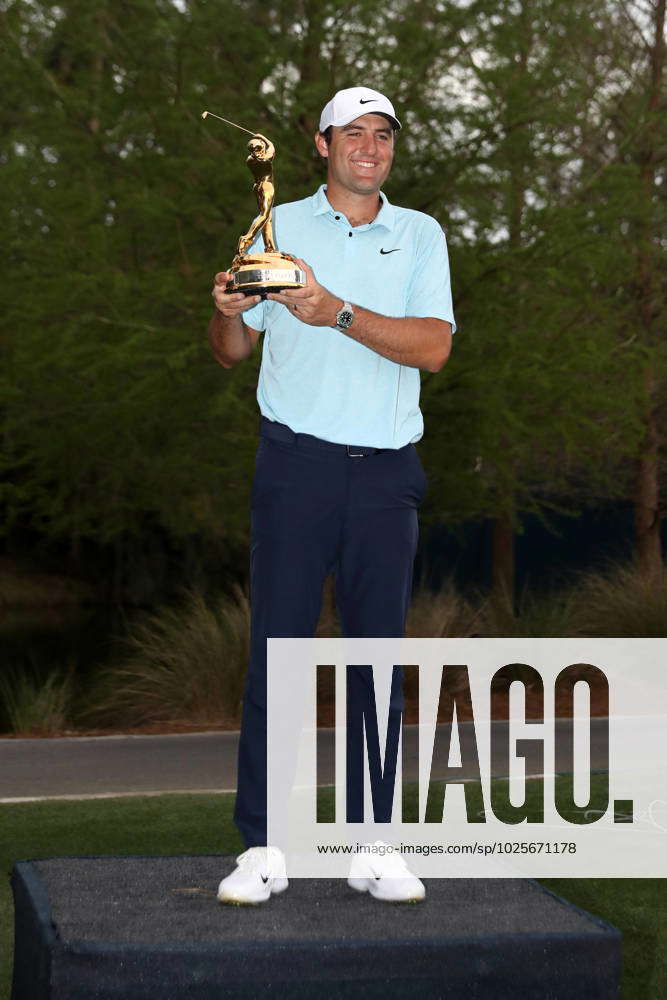 PONTE VEDRA BEACH, FL - MARCH 12: PGA, Golf Herren player Scottie - How Old Is Scottie Scheffler? Golf Prodigy’s Age & Major Wins
