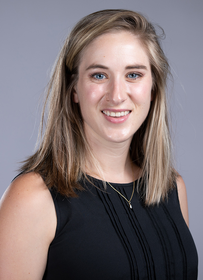Rebekah Smeltzer-Pickard - Track and Field Coach - Michigan State - Rebekah Eller: Sexy Pics of the Rising Star on Social Media