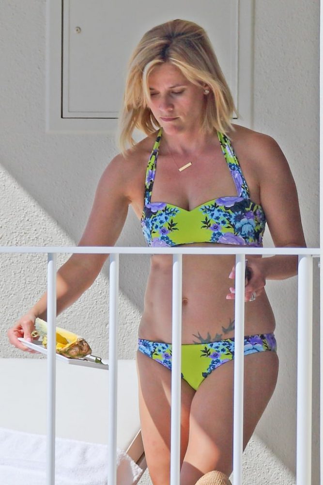 Reese Witherspoon Hot And Sexy Pictures - Reese Witherspoon: Sexy Pics of the Southern Belle with a Modern Twist