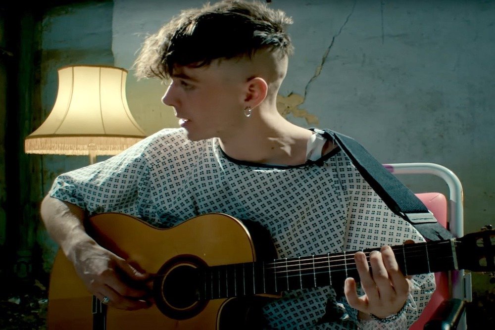 Ren — Albums — Song Bar - Ren Gill's Height Uncovered: How Tall Is The Viral Musician?