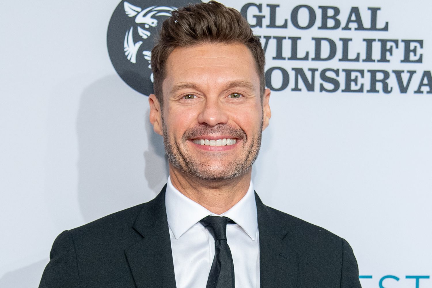 Ryan Seacrest Makes Easy $1 Million Everytime He Hosts This Iconic - Ryan Seacrest Net Worth 2025: Media Mogul's Wealth