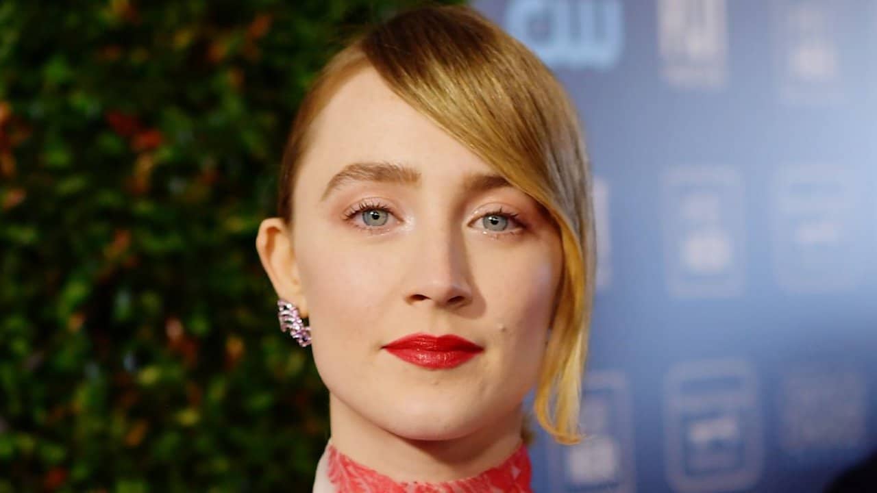 Saoirse Ronan nel cast di The Outrun - Is Saoirse Ronan Pregnant? Rumors Swirl Around The Actress In 2025