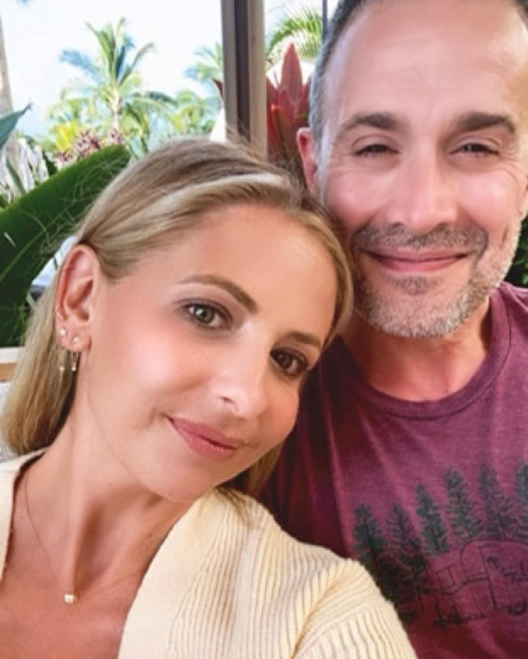 Sarah Michelle Gellar, Freddie Prinze Jr.'s Sweetest Moments | Us Weekly - Sarah Michelle Gellar’s Husband: Freddie Prinze Jr., Buffy’s Real-Life Love