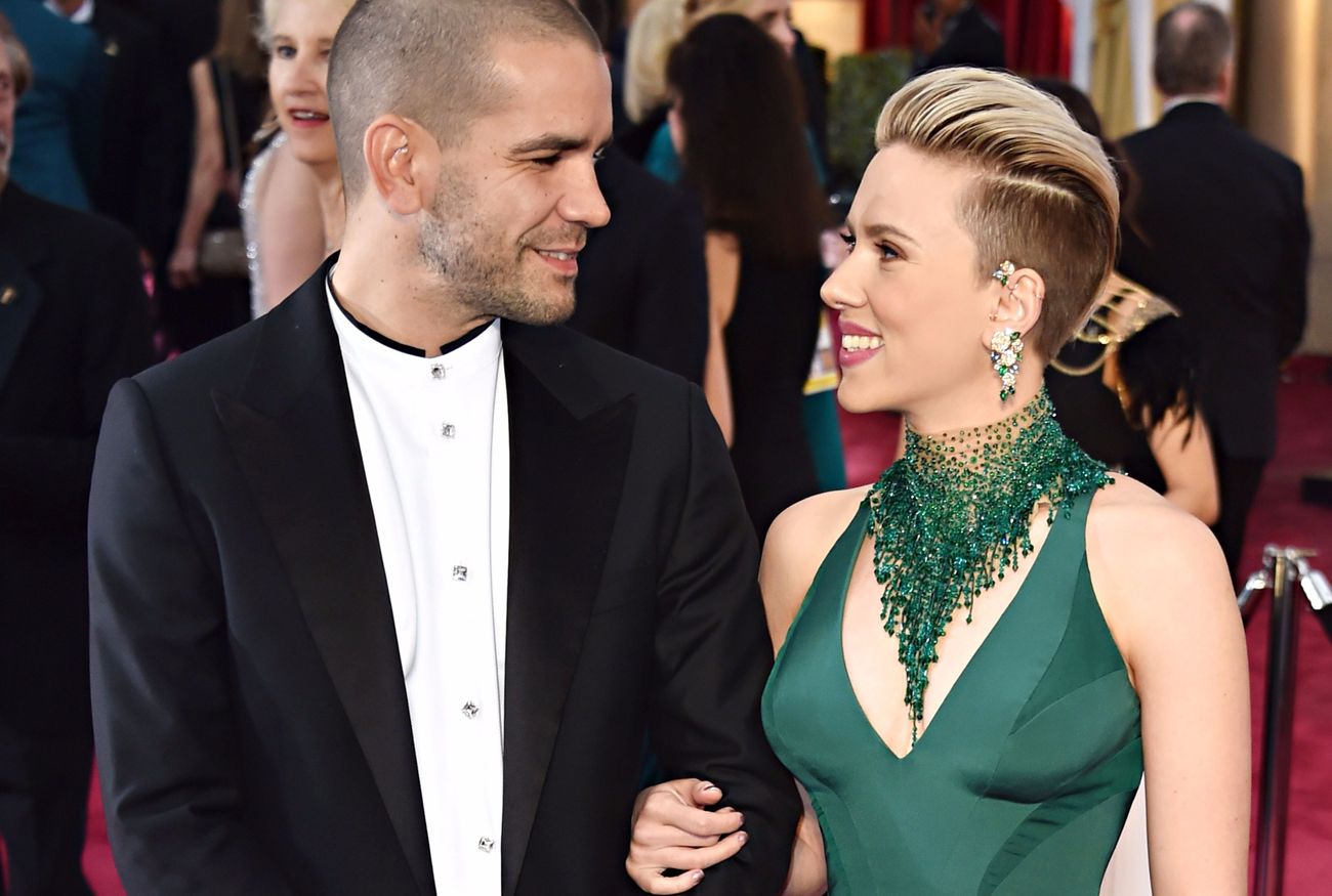 Scarlett Johansson Rumored To Split From Husband – The Forward - Scarlett Johansson Husband: Who Is The Marvel Actress Married To?