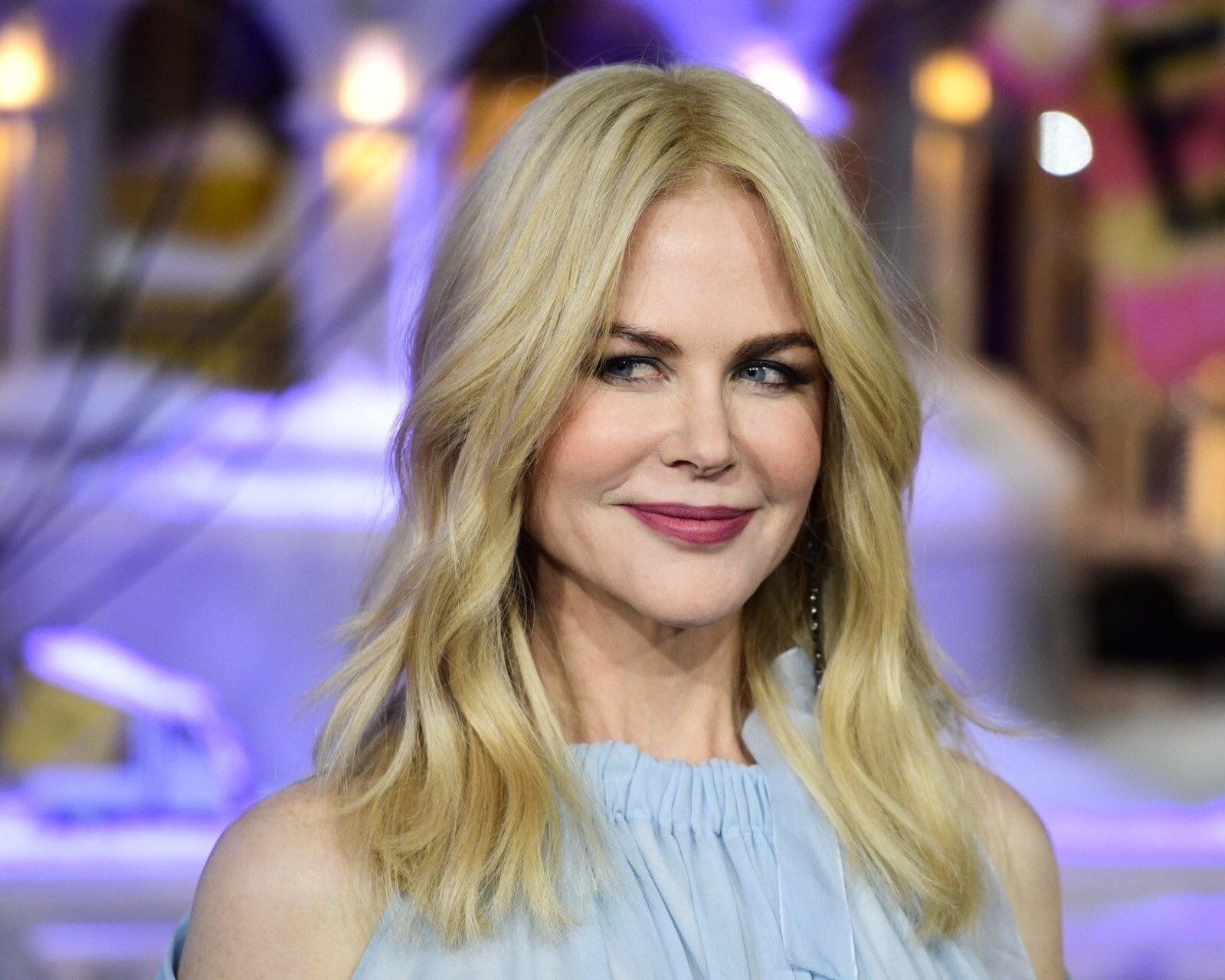 SEXY NICOLE KIDMAN 8x10 PHOTO * | eBay - Nicole Kidman’s Iconic Fashion Moments – Timeless Elegance on Display