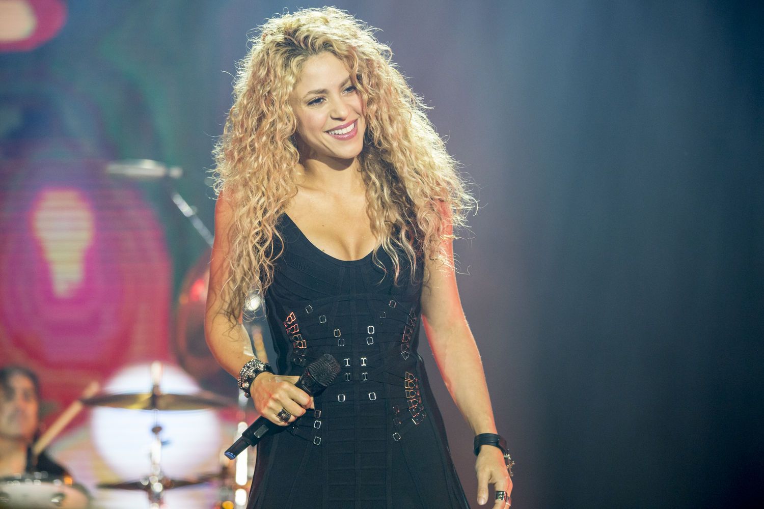 Shakira?s Fitness Routine: Workout Ideas and Diet Tips From Her Trainer - Shakira's Curves & Dance-Ready Physique: Full Body Stats (2025)
