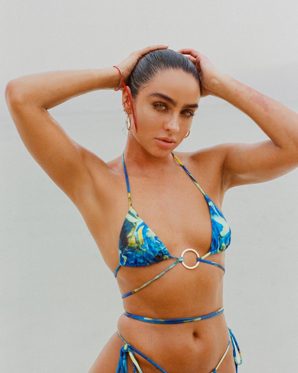 Sommer Ray’s Fitness & Flair: Sexy Pics That Slay
