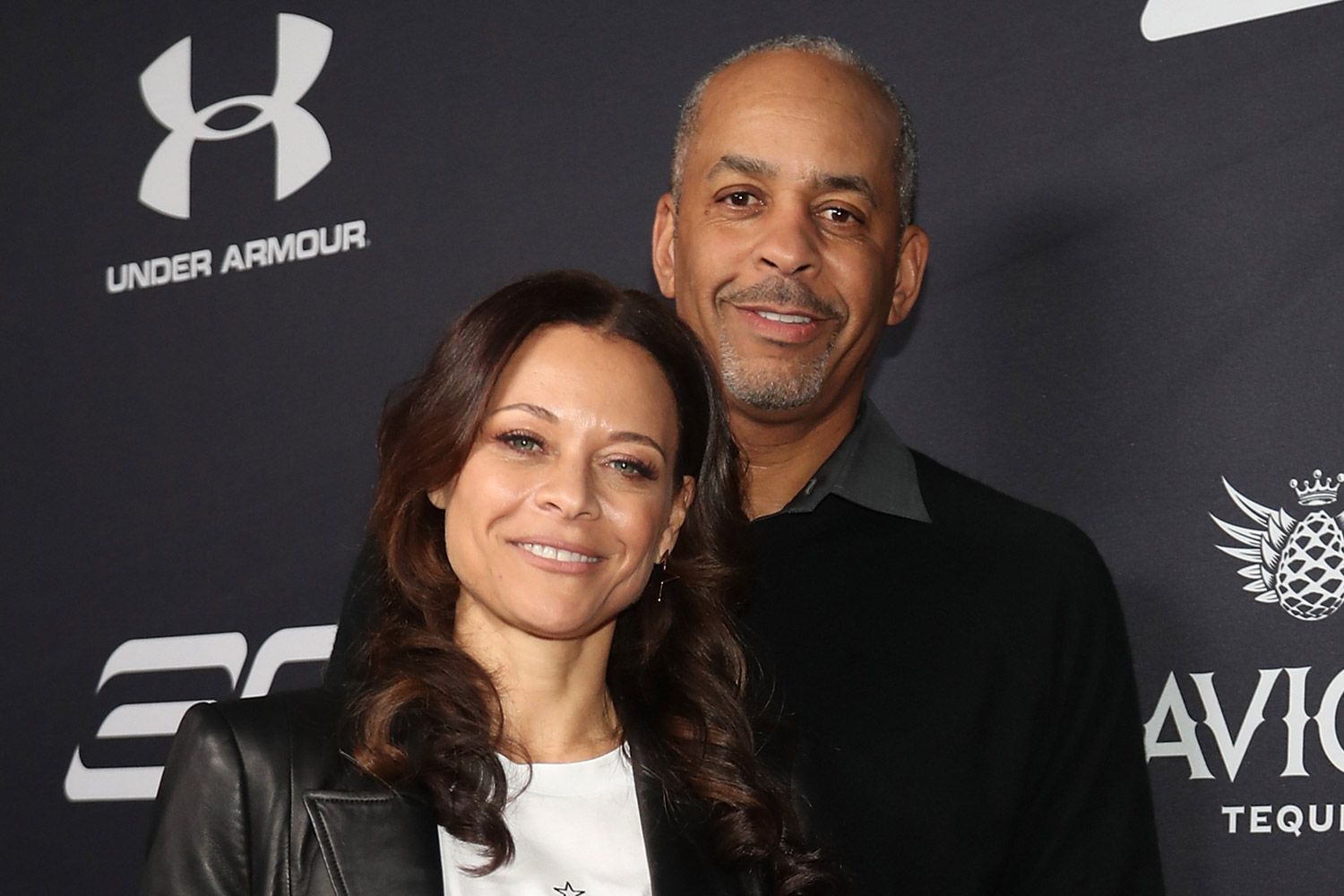 Sonya Curry Volleyball - How Tall Is Sonya Curry? NBA Mom’s Height Revealed