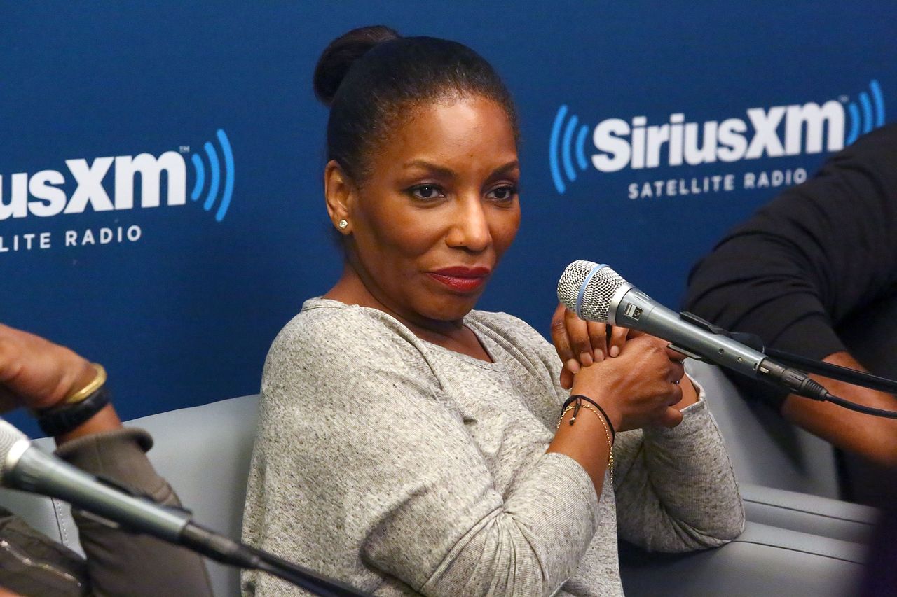 Stephanie Mills Turned 67 and Shared Photos & Note She Received from a - How Old Is Stephanie Mills? The Broadway Star's Timeless Legacy