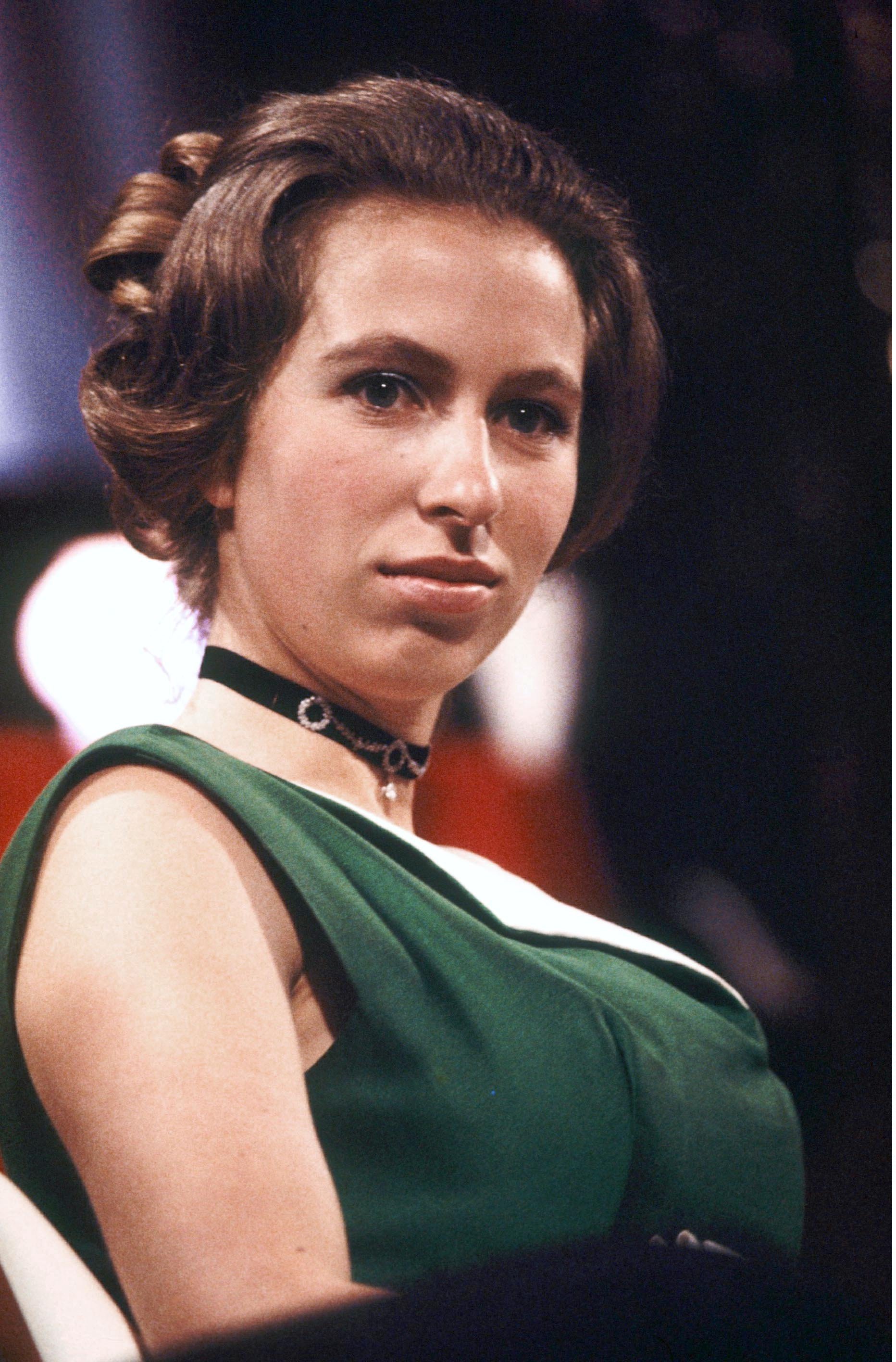 Story of Queen Elizabeth's Only Daughter Princess Anne's Fortitude - Was Anne Burrell’s Husband Arrested? Rumors and the Real Story