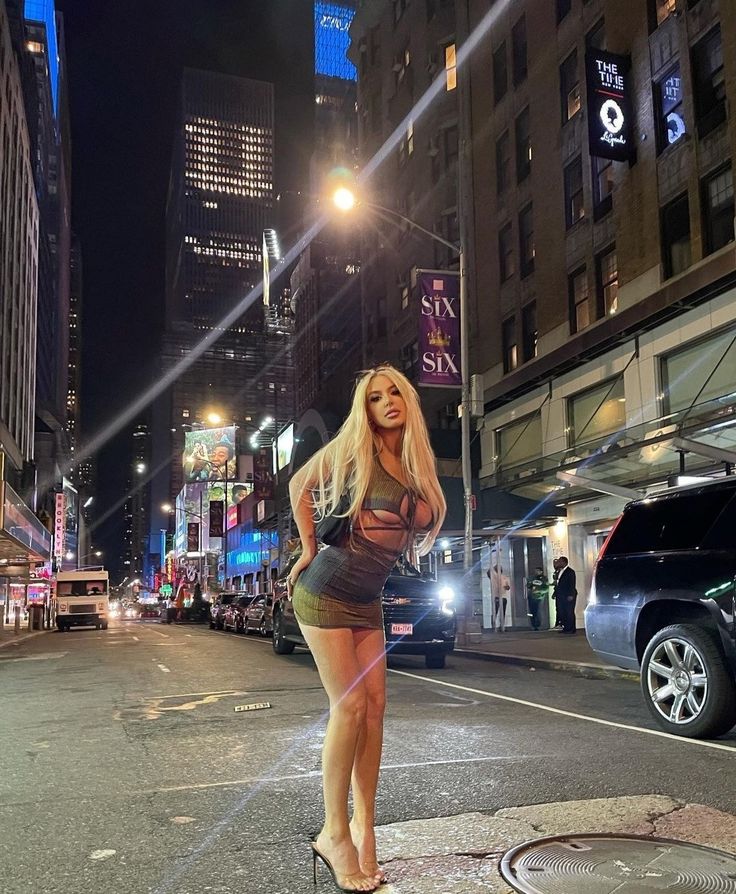String Bikini Top, String Bikinis, Tana Mongeau, Blonde Aesthetic - Tana Mongeau: Sexy Pics of the Controversial Content Queen