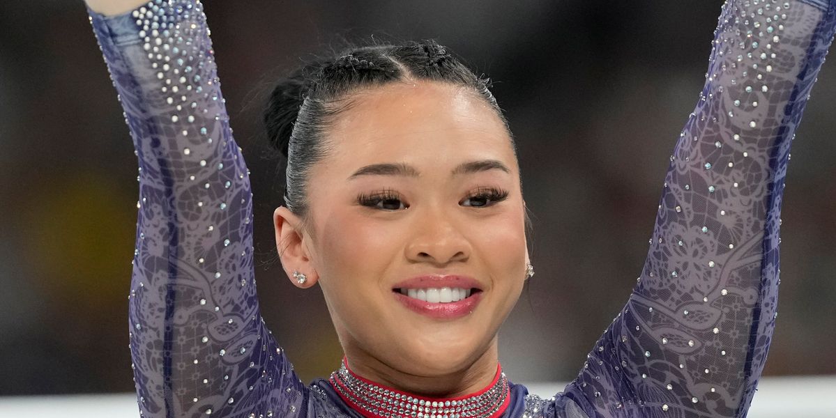 Suni Lee's Stunning Floor Routine Leaves Olympic Stadium Absolutely - Sunisa "Suni" Lee's Height: How Tall Is The Olympic Gymnast?