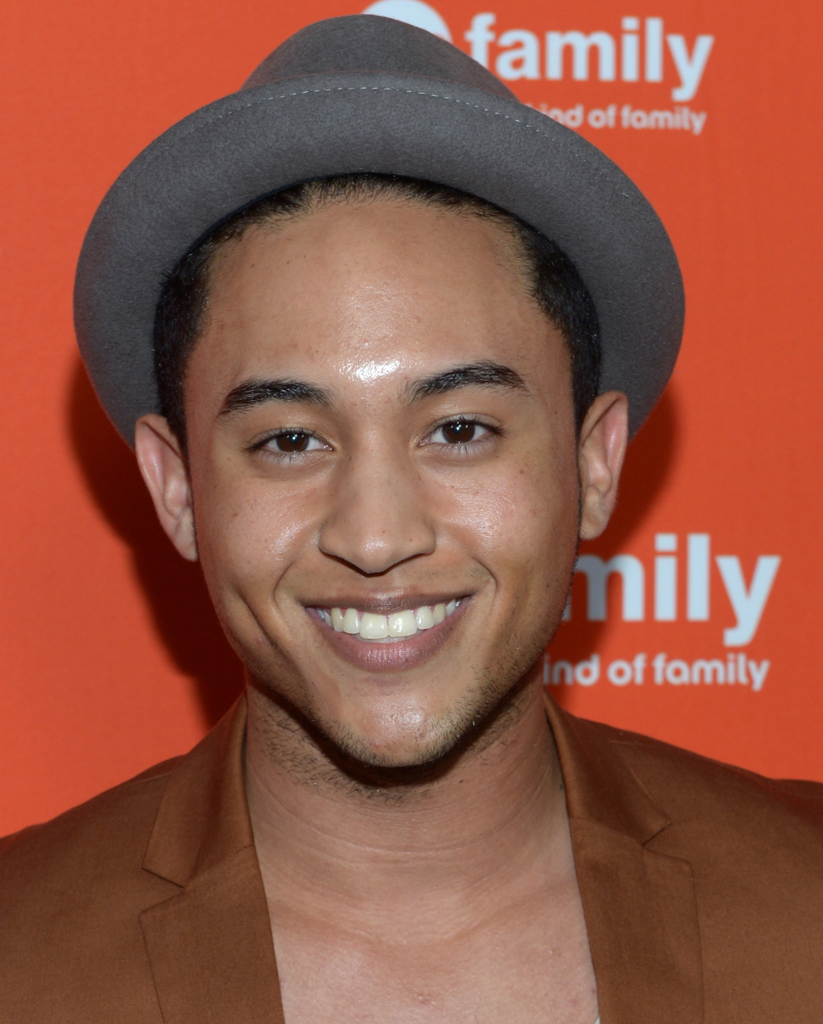 Tahj Mowry - Tahj Mowry Height: Smart Guy's True Stats
