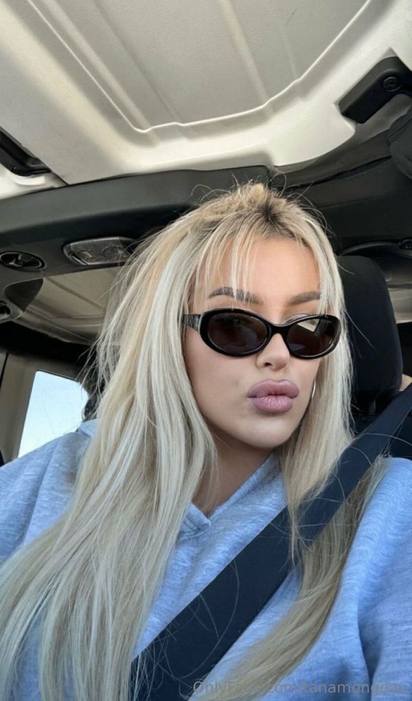 Tana Mongeau / tanamongeau Nude Leaks OnlyFans OnlyFans - Fapellino - Tana Mongeau: Sexy Pics of the Controversial Content Queen