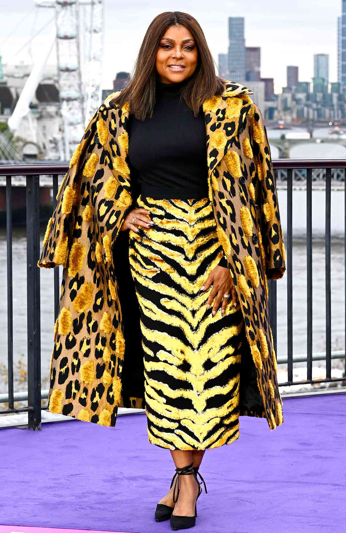 Taraji P. Henson Takes the Plunge in Sexy Green Gown - Taraji P. Henson: Sexy Pics of the Bold and Fearless Star