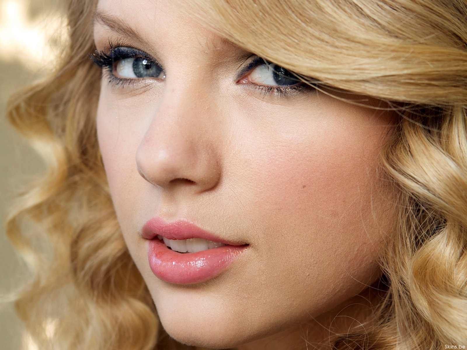 taylor swift - Taylor Swift Wallpaper (15913923) - Fanpop - Taylor Swift's Tall Frame: Body Measurements And Style Secrets
