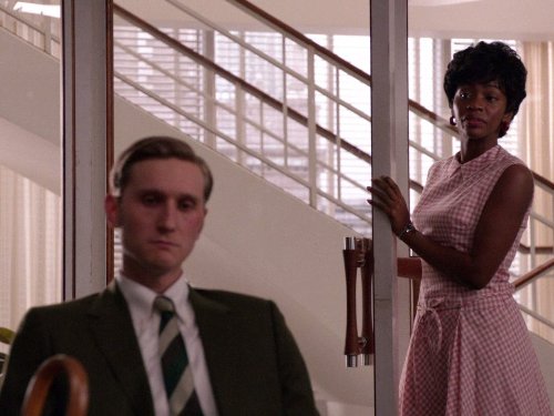 Teyonah Parris - Teyonah Parris Husband: Who Is The Man Captivating The Actress?