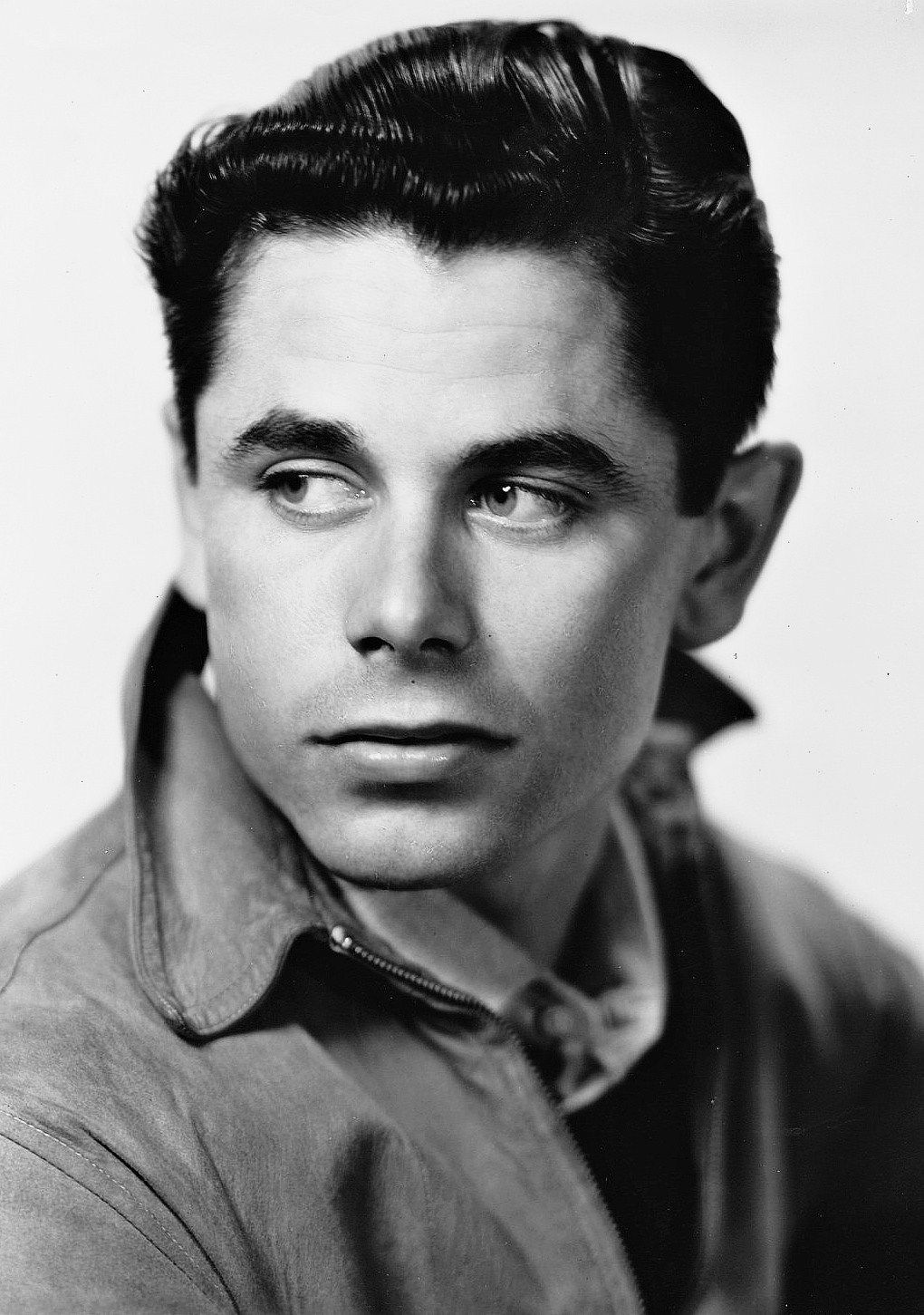 The Golden Year Collection — mrglennford: Young Glenn Ford photographed - How Tall Was Glenn Ford? Classic Hollywood Leading Man’s Height