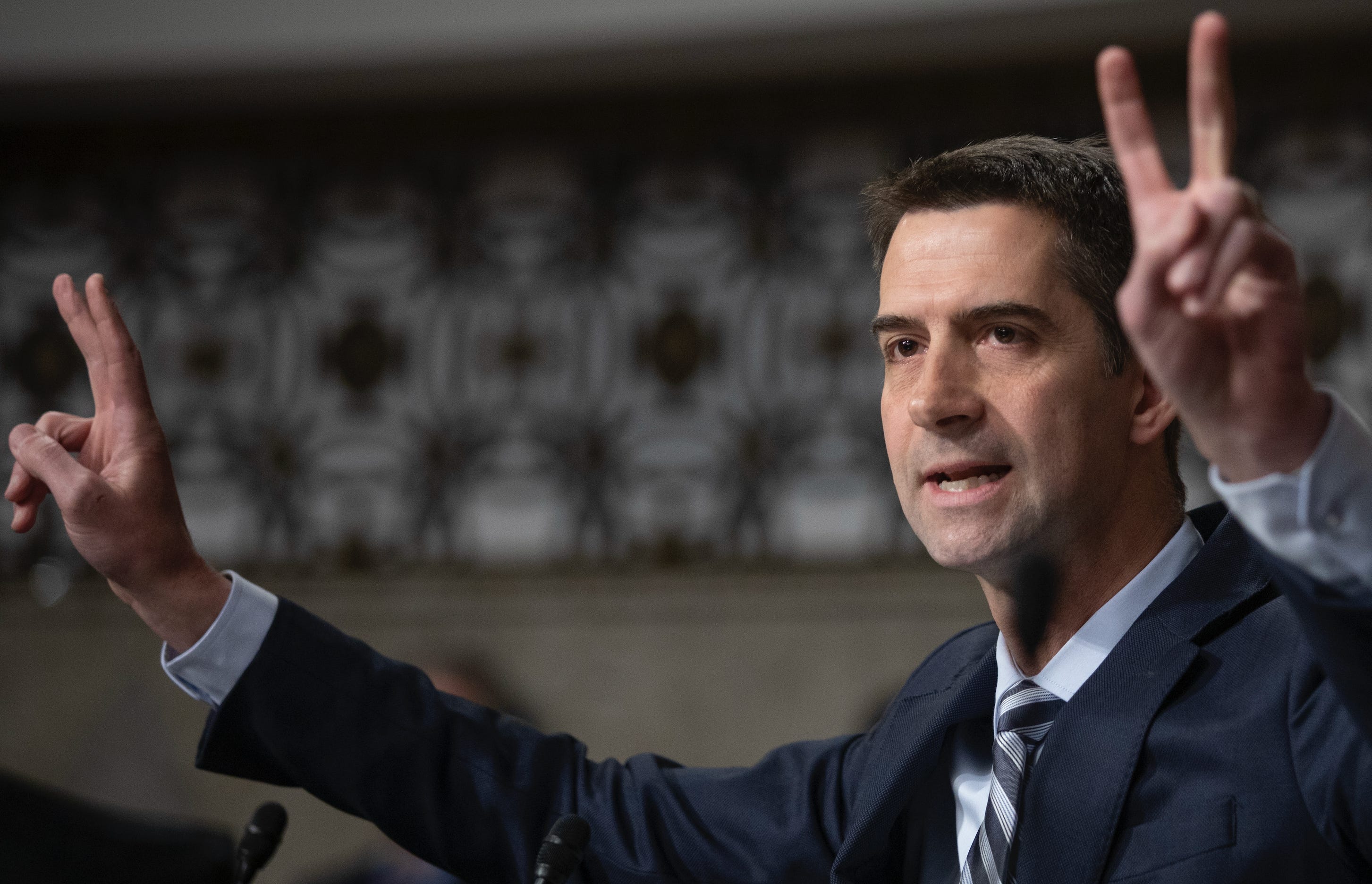 “The Guy Isn’t Totally Wrong”: The Curious Case of Covid-19 Scientists - How Tall Is Tom Cotton? Senator’s Height Confirmed