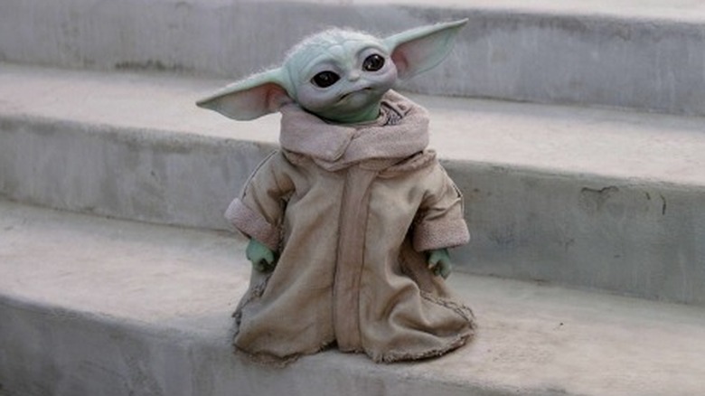 The Mandalorian Season 3 - How Old Is Grogu During The Reclaiming Of - How Old Is Grogu? The Mandalorian's Baby Yoda Isn't So Baby After All
