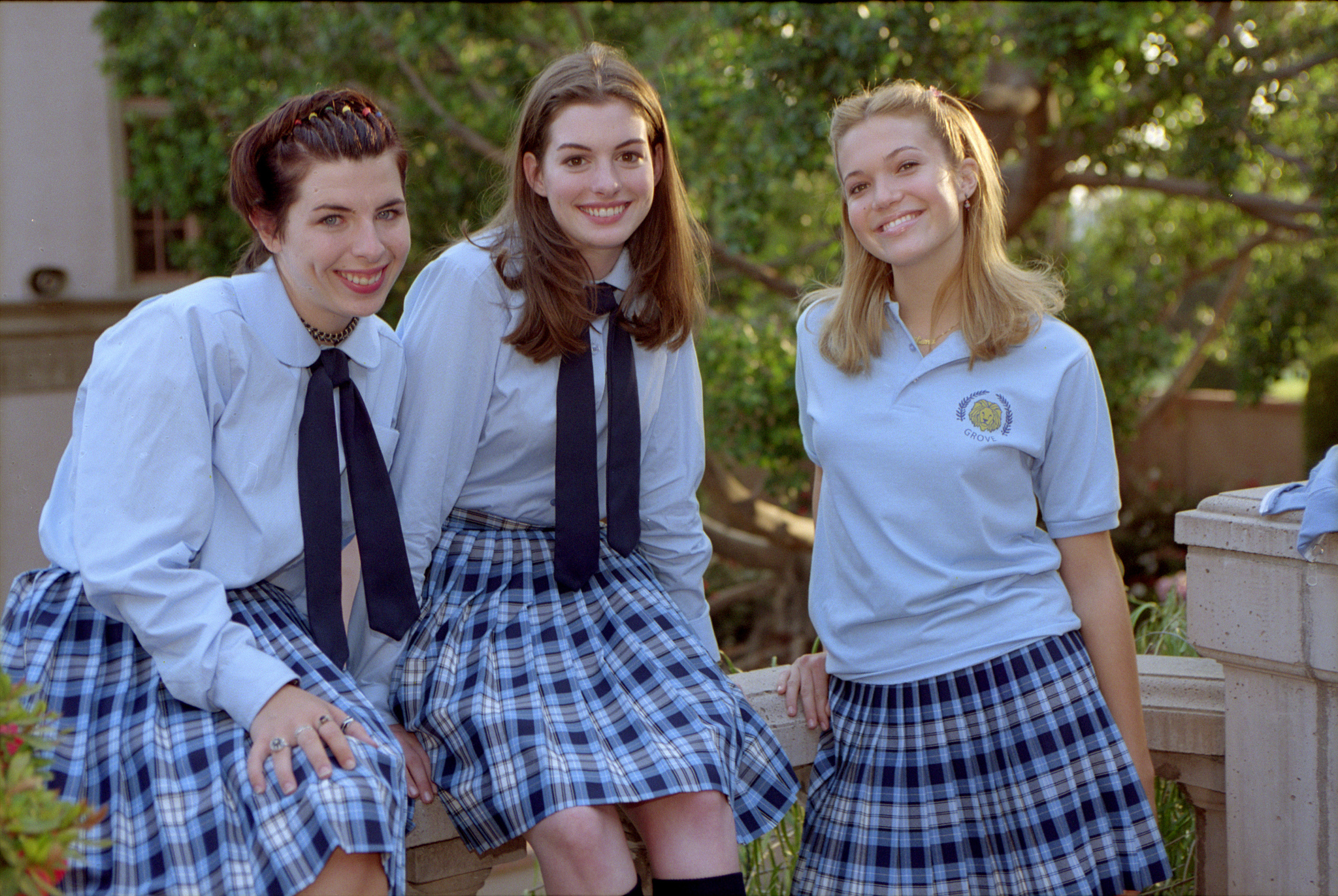 The Princess Diaries (2001) - How Old Was Anne Hathaway In The Princess Diaries? Teen Years On Screen