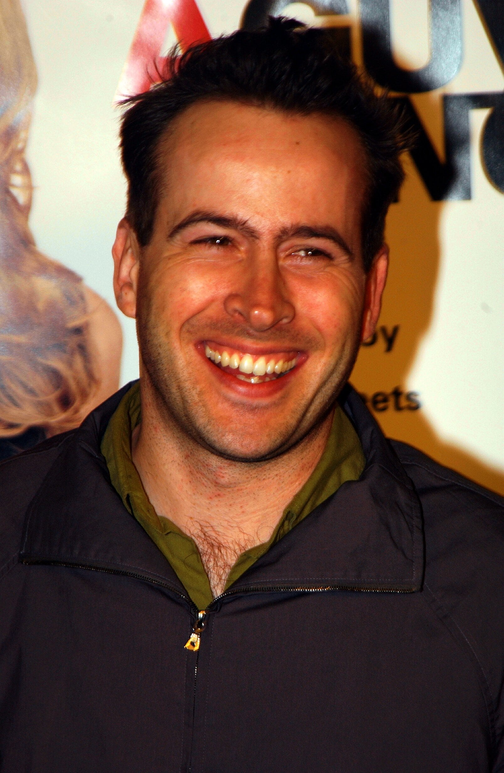 This Very Important Weblogs Stills Gallery - Jason Lee Height: How Tall Is The Media Personality?