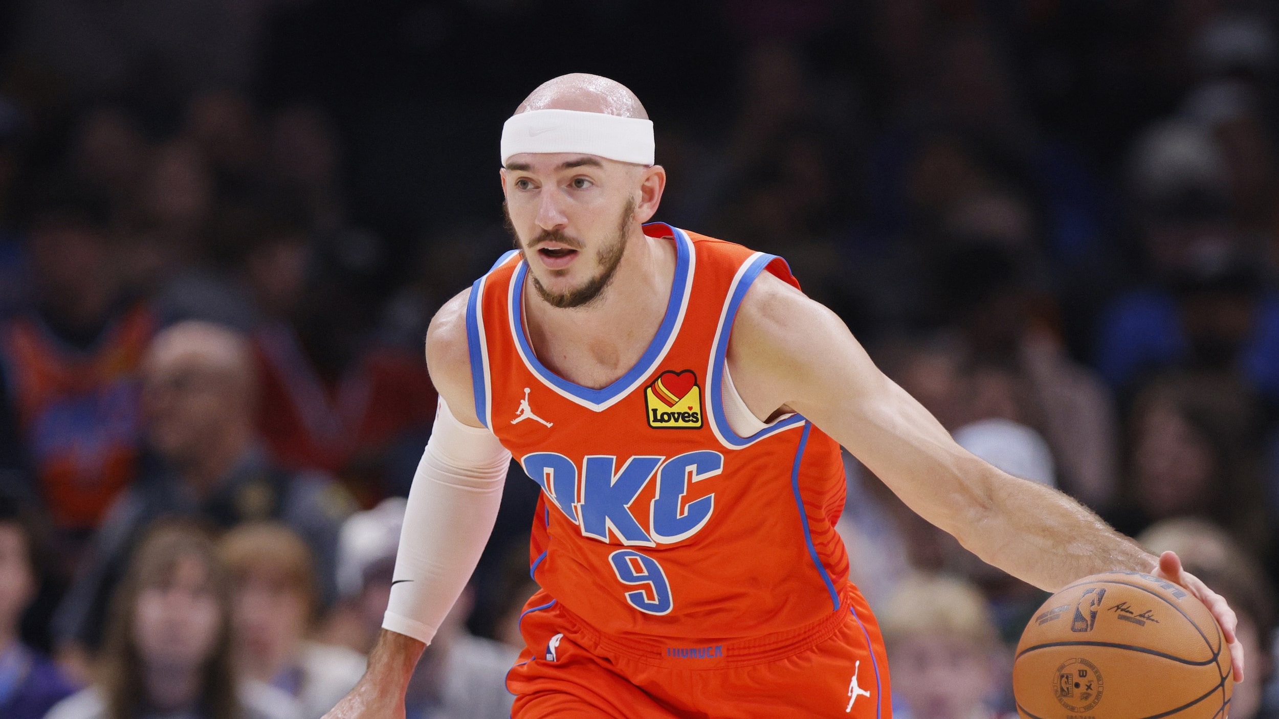 Thunder sign Alex Caruso to multi-year extension - AsiaEurope Sports - How Old Is Alex Caruso? NBA Star's Age & Career Stats