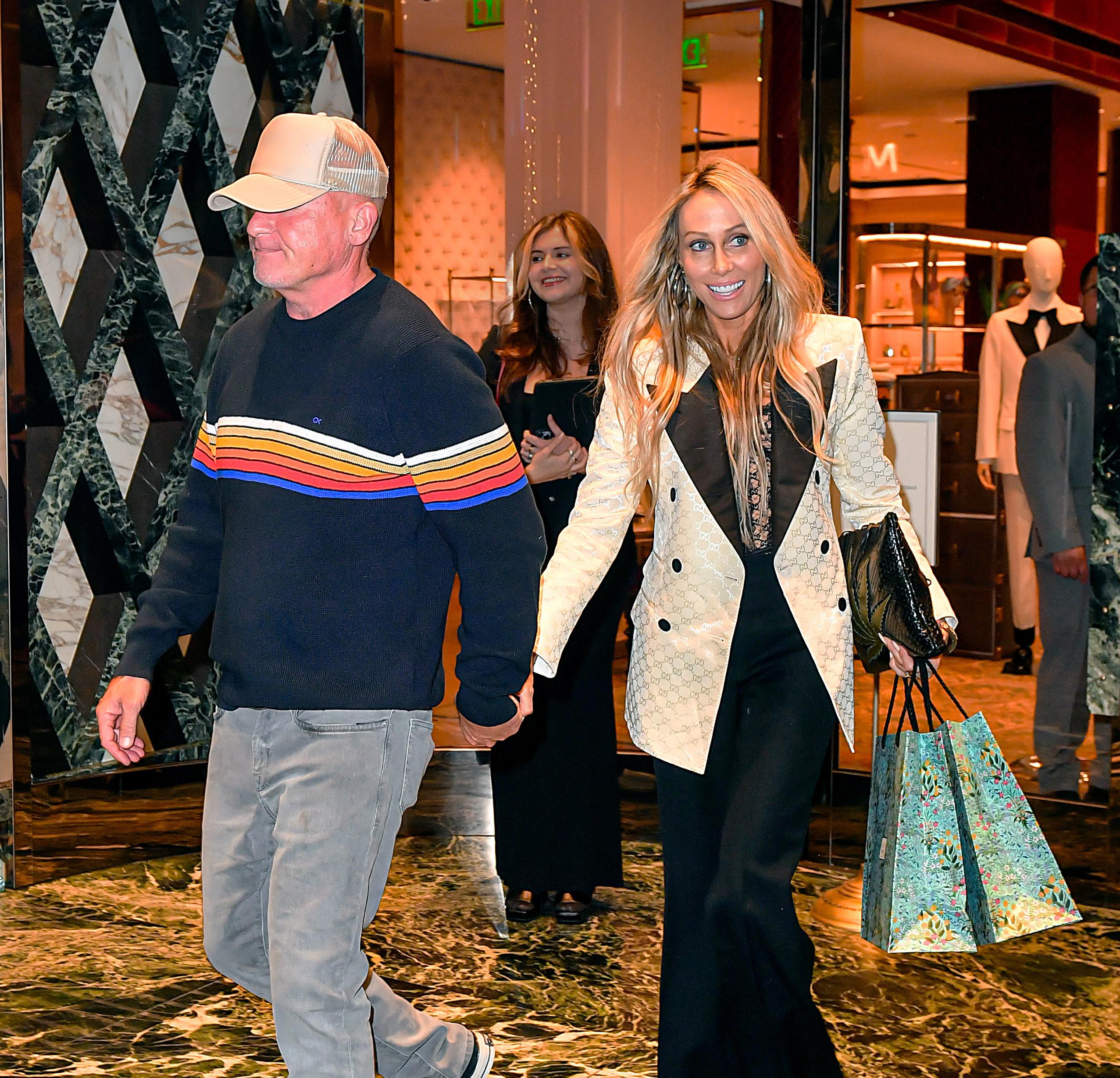 Tish Cyrus & Dominic Purcell Reportedly Seek Therapy Amid Noah Cyrus Drama - Tish Cyrus Height: Miley's Mom Stands Tall