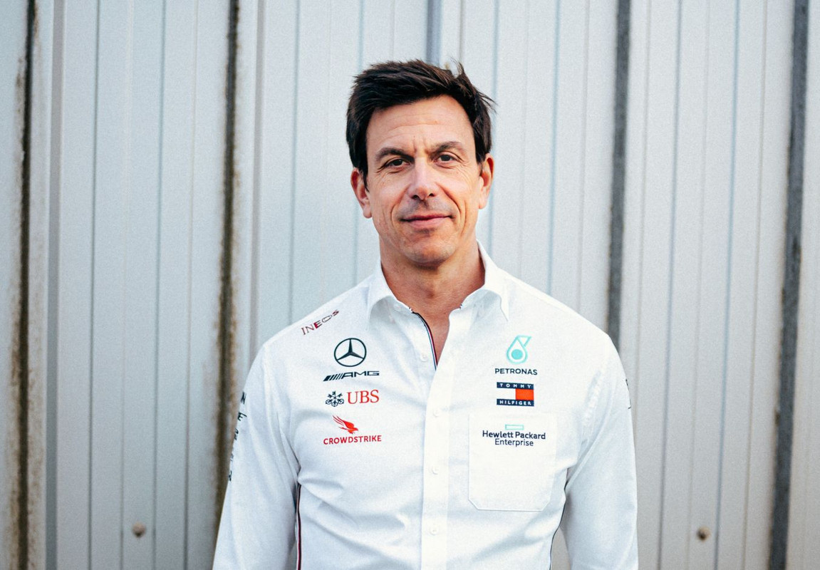 Toto Wolff 2025: Wife, net worth, tattoos, smoking & body facts - Taddlr - Toto Wolff’s Towering Presence – Just How Tall Is F1’s Boss?