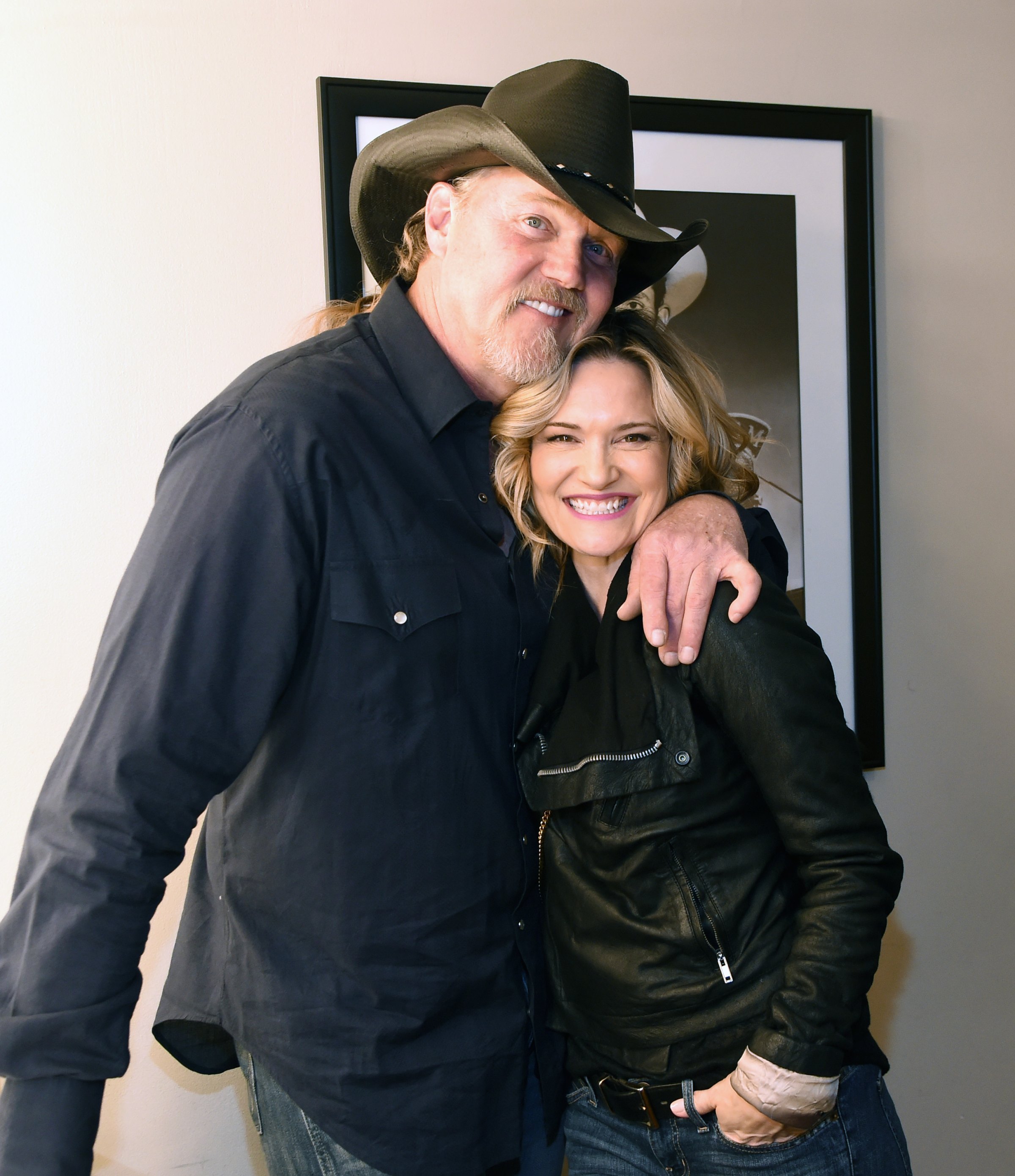 Who Is Trace Adkins’ Wife? Meet Victoria Pratt, Actress and Country Star’s Spouse