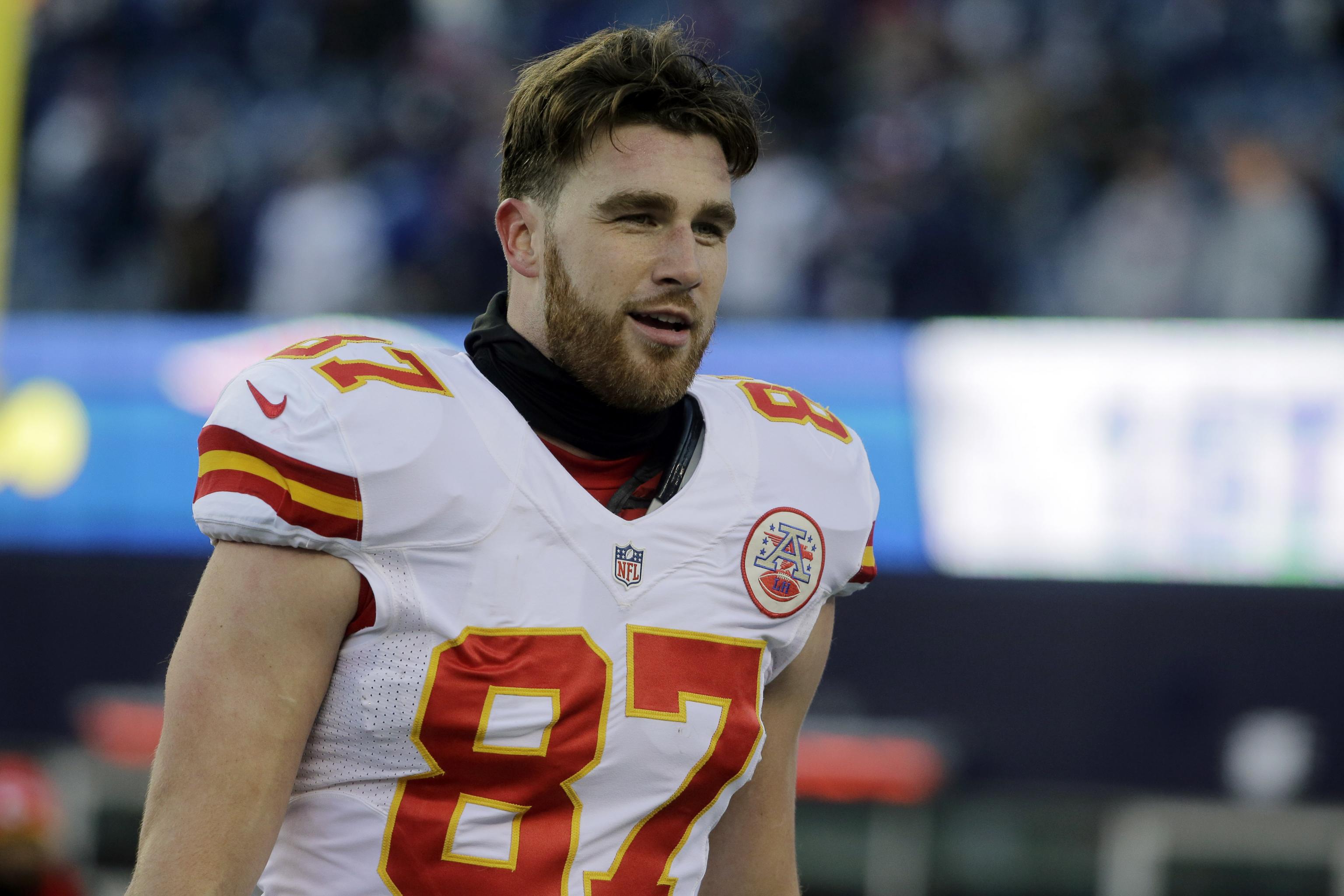 Travis Kelce Height 2025 - Berti Chandal - How Tall Is Travis Kelce? – NFL Star’s Height Breakdown