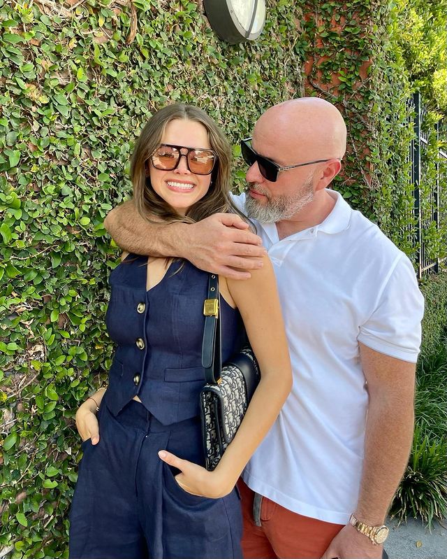Valeria Lipovetsky: Read about her biography - Profvalue Blog - Who Is Valeria Lipovetsky’s Husband? Gary Lipovetsky: Power Couple Goals