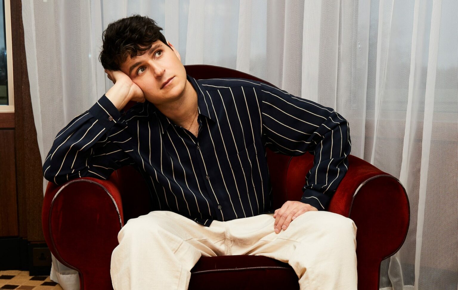 Vampire Weekend's Ezra Koenig: ‘My passion in life is chilling’ - How Tall Is Ezra Koenig: Vampire Weekend Frontman’s Casual Cool