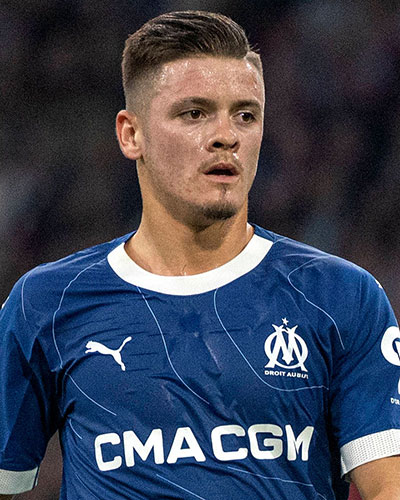 Vitinha - Vitinha Height – How Tall Is the Talented PSG Midfielder?