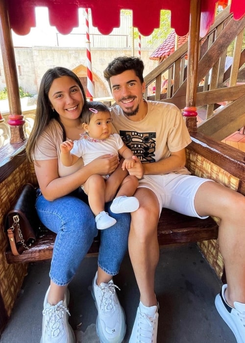 Vitinha Height, Weight, Age, Girlfriend, Family - Vitinha Height – How Tall Is the Talented PSG Midfielder?